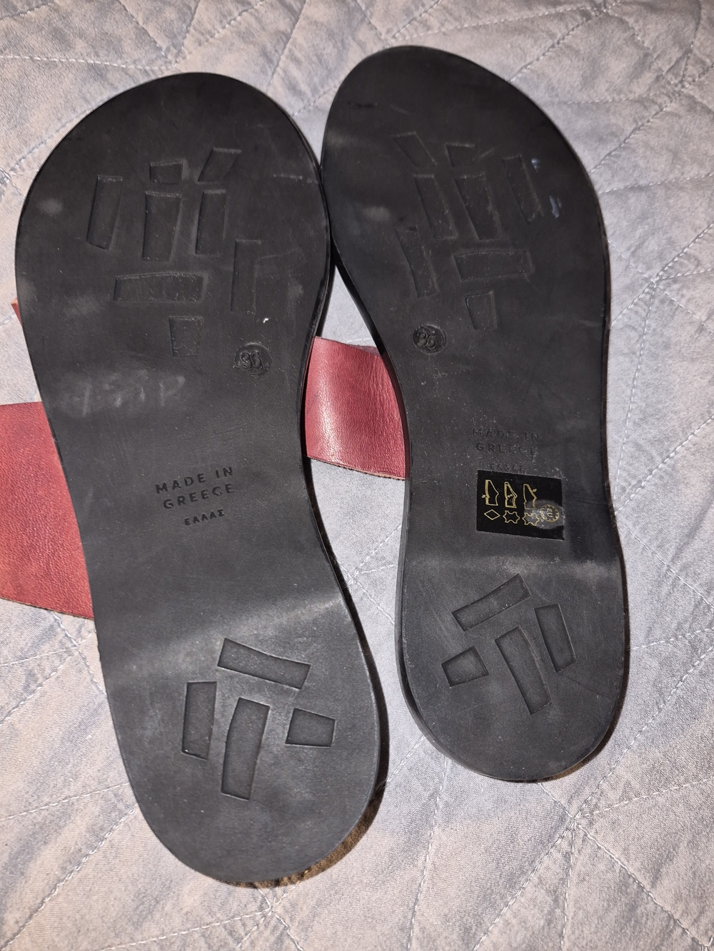 Women’s Strappy Red Slide Sandals - Picture 4 of 4